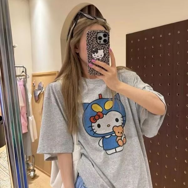 Street Fashion Us - T-shirt stampata Hello Kitty a maniche