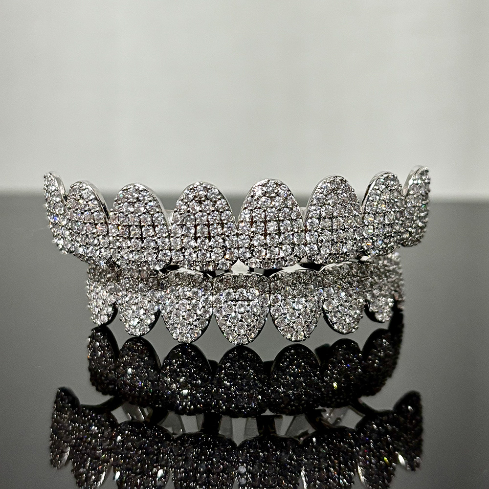 RACHELZ 8/8 Pieno Iced Out CZ  - Street Fashion Loverboy Hat recensione e prezzo