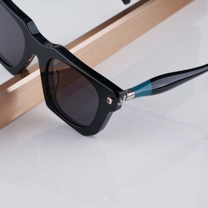 Occhiali da Sole Maske J3 Big  - Street Fashion Germany recensione e prezzo