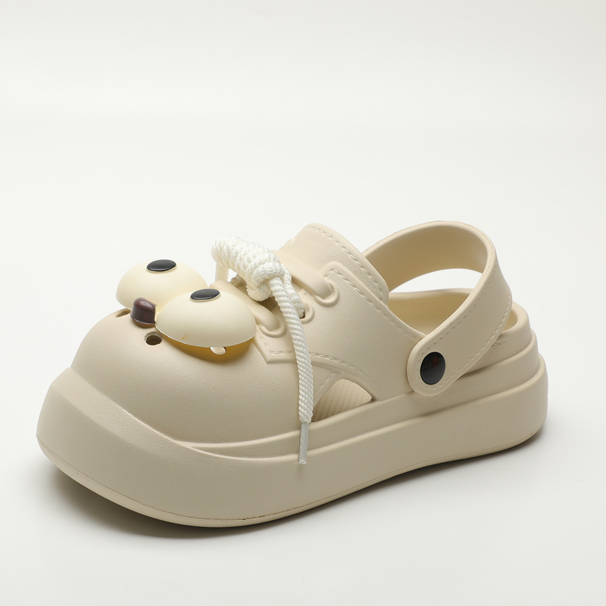 Simpatici Zoccoli DIY con Occh - Street Fashion Walking recensione e prezzo