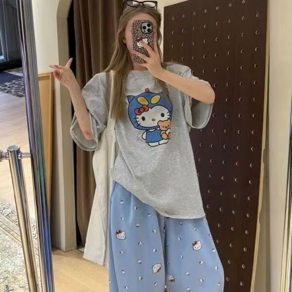 T-shirt stampata Hello Kitty a - Street Fashion Us recensione e prezzo